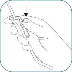 Priming evercare® inLine, Gravity Set Vented Filterstop - Step 7
